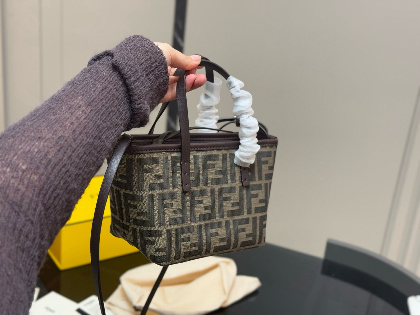 Fe*di Basket Handbag