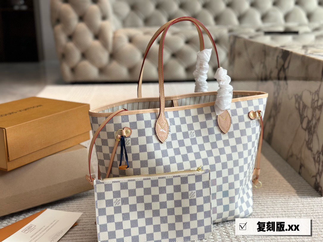 Lv Neverfull ( 4 Shades )
