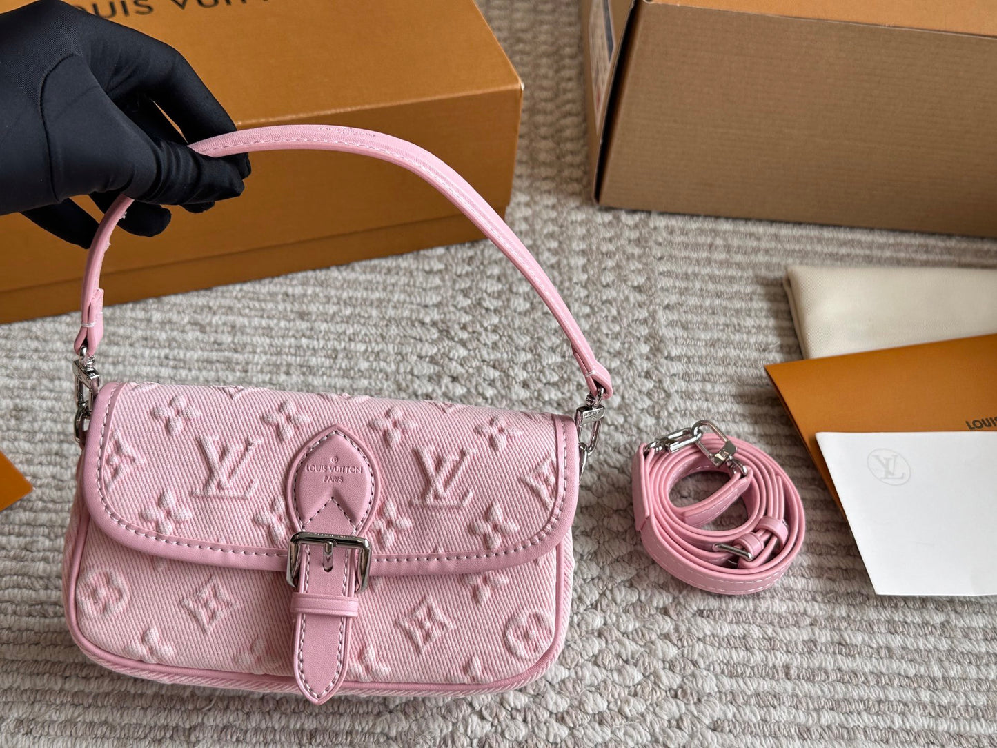 Lv Runway Style Baguette