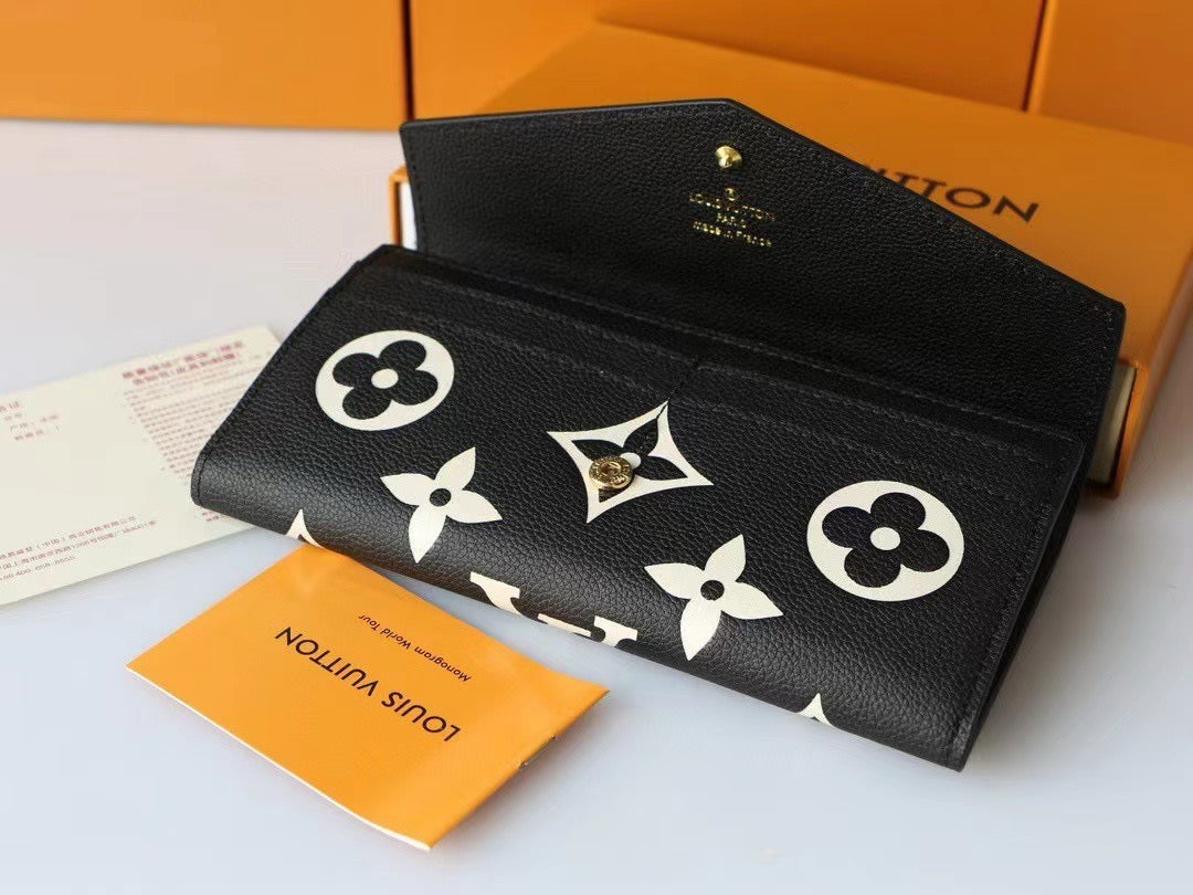 Lv Flap Wallet