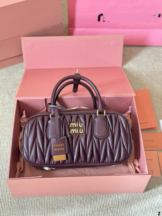 Miu Miu Cross Body Bag ( 4 Colours )