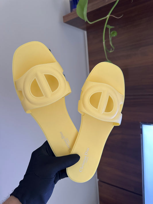 Di*r Soft Slipper ( Yellow )