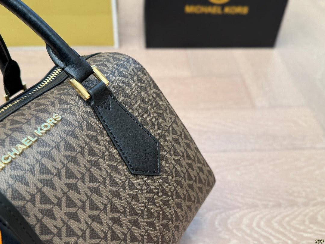 MK Famous Handbags ( 5 Colours )