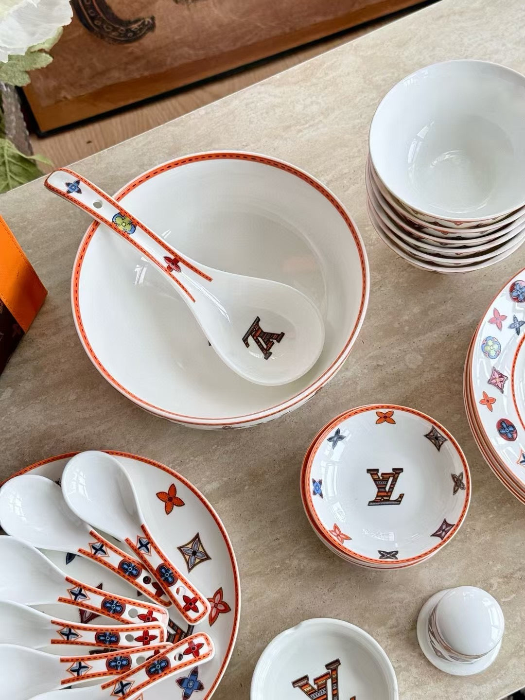 Lv Bone Dinnerware Set