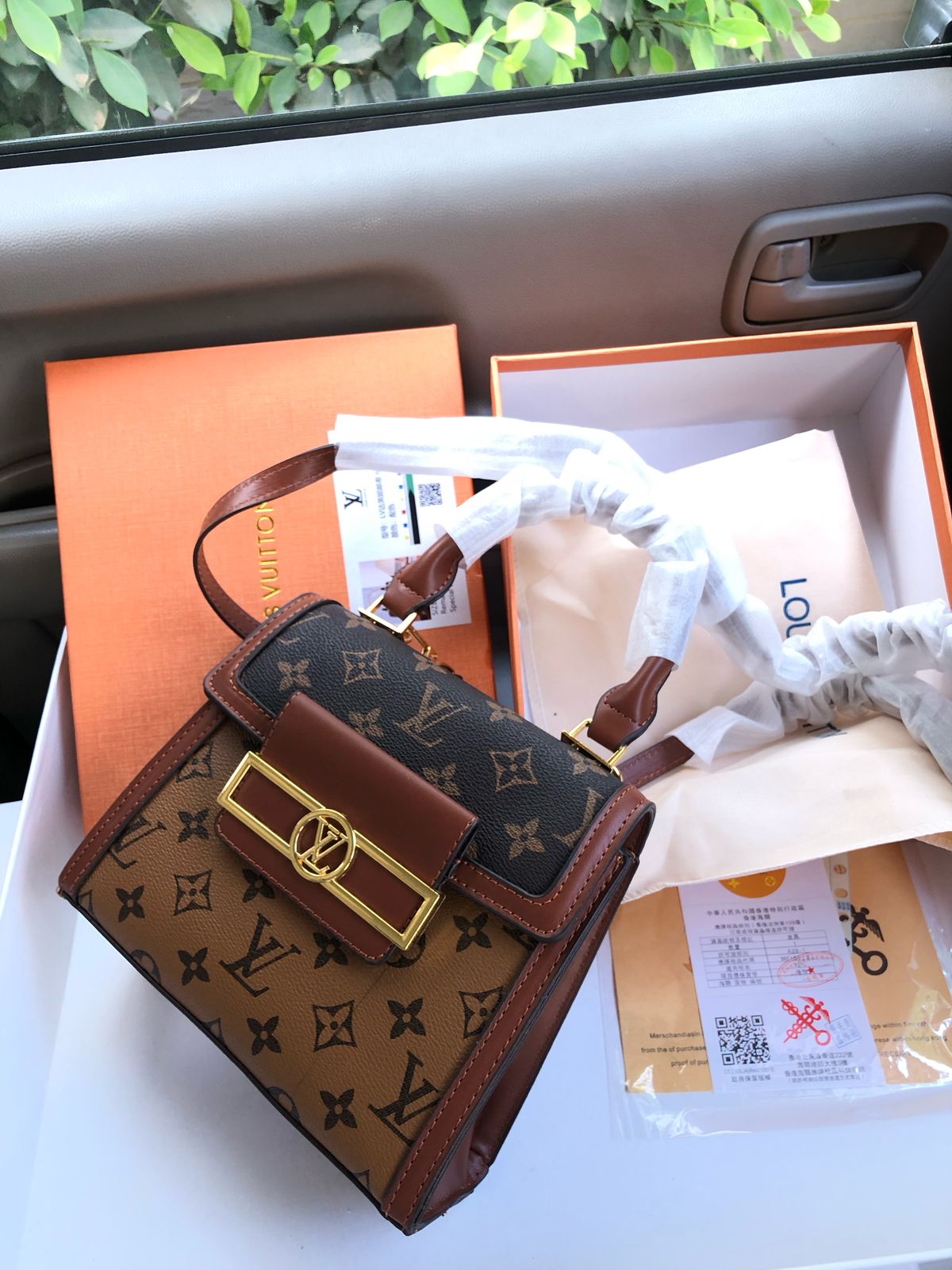 Lv Famous Brand Bag 2 colors