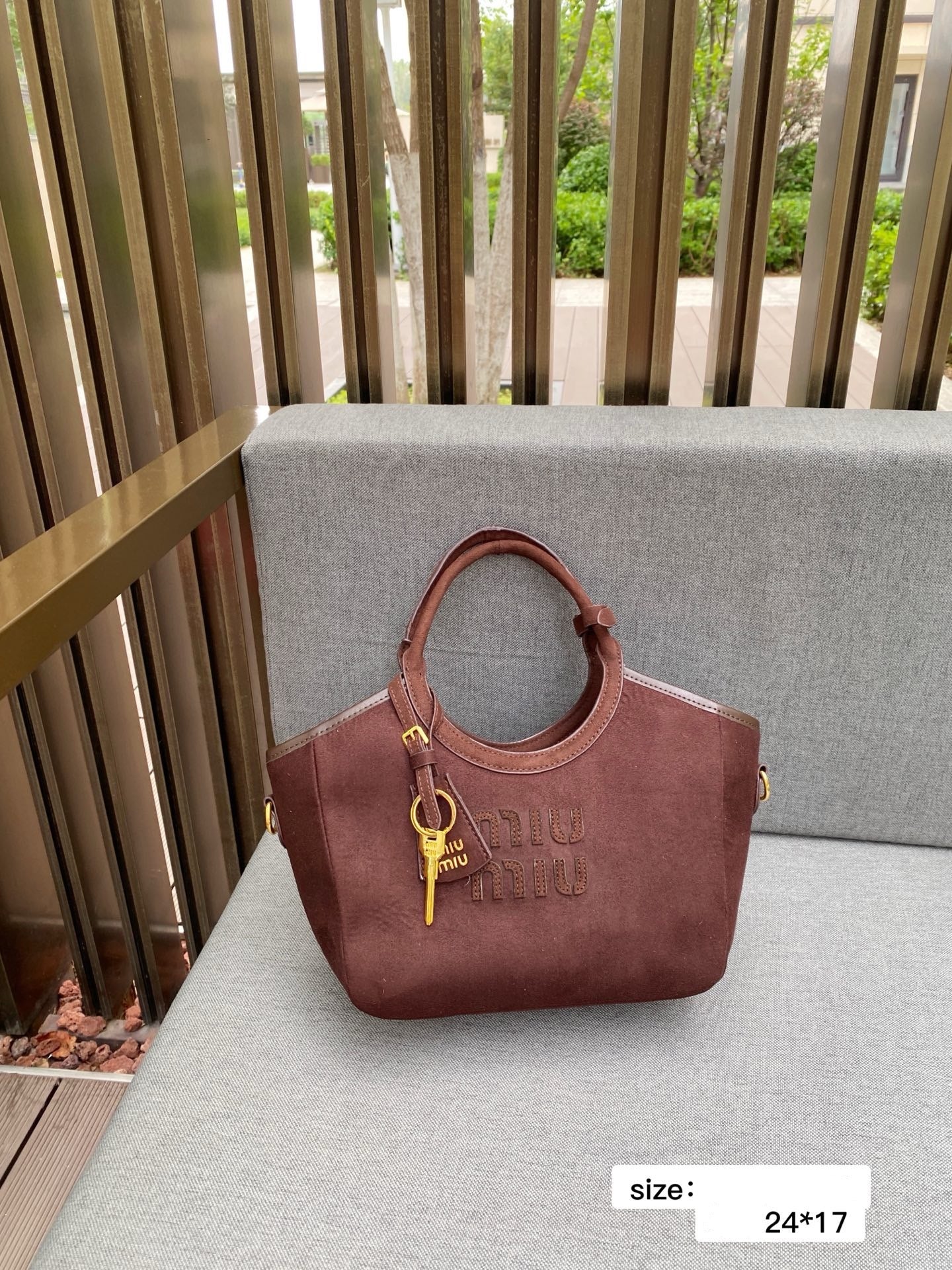 Miu Miu Tote Bag ( 3 Colours )