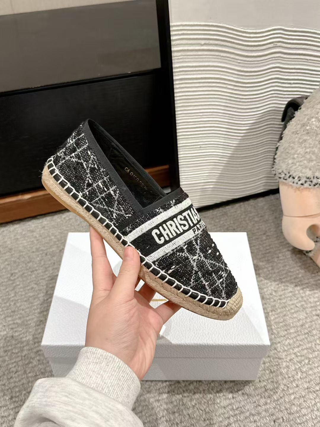 Di*r Embroidery Pumps ( 3 Colours )