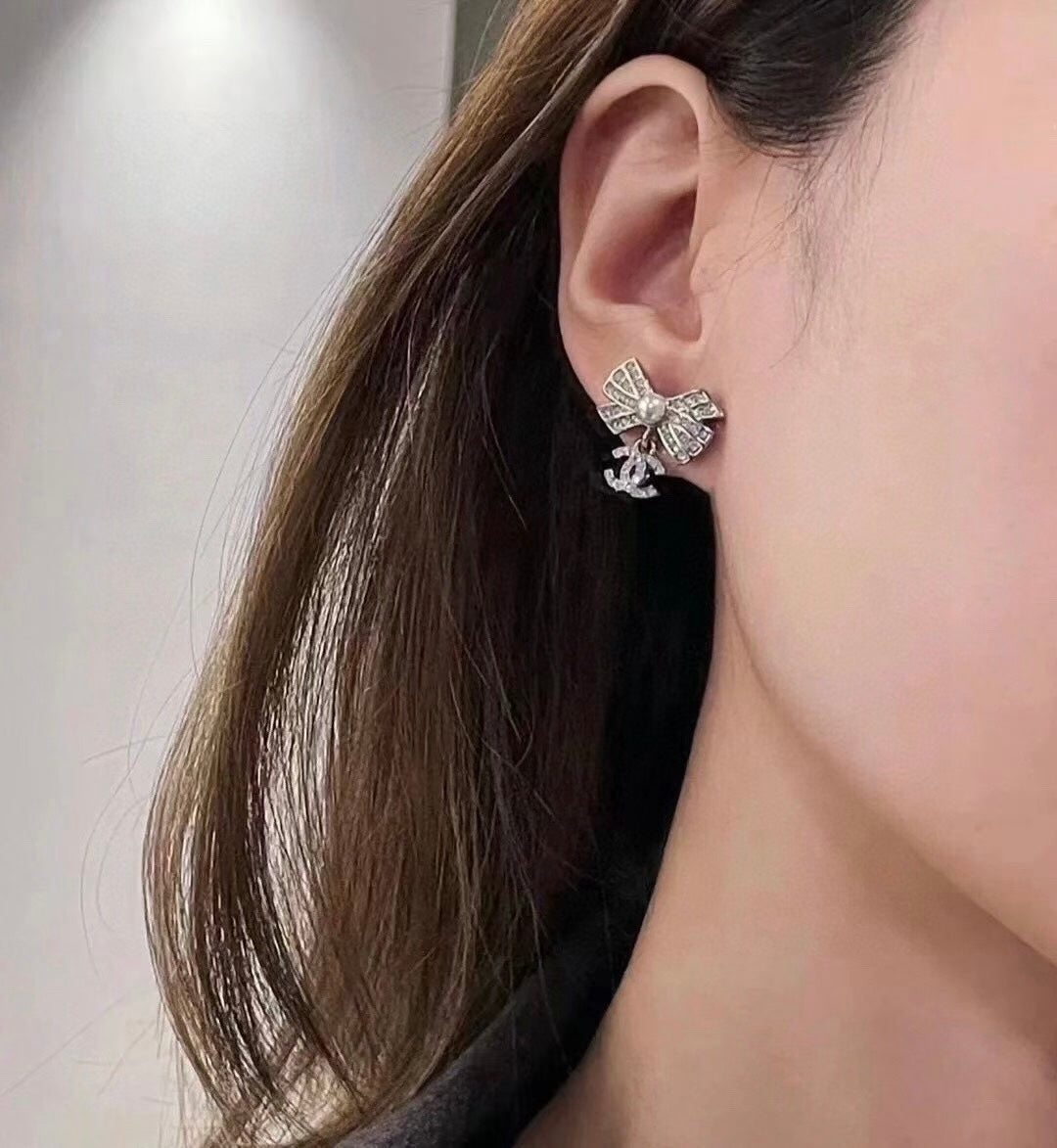 Cha*el Ear-ring ( Code : A1 )