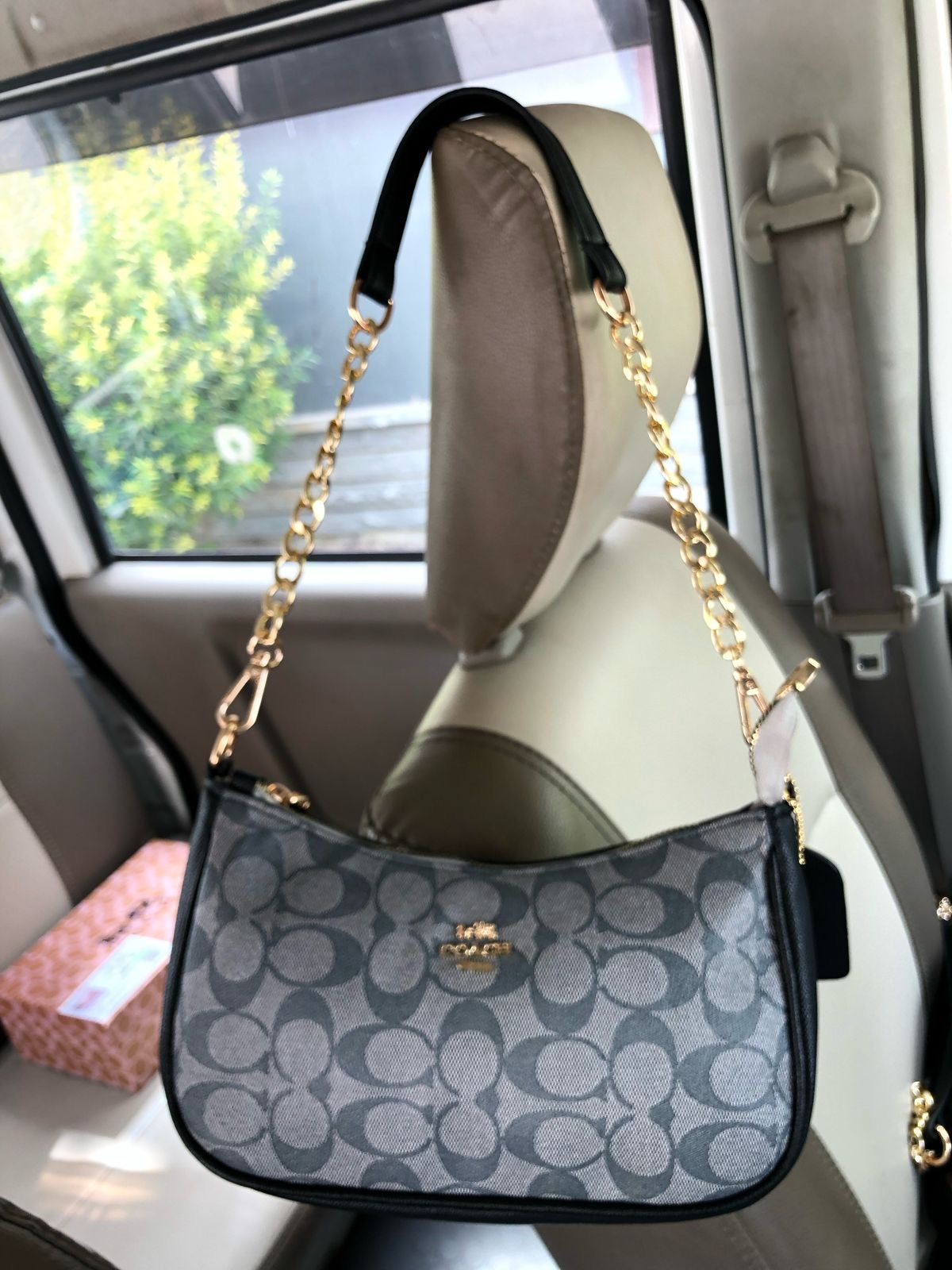 C*ach Shoulder Bags ( 5 Shades )