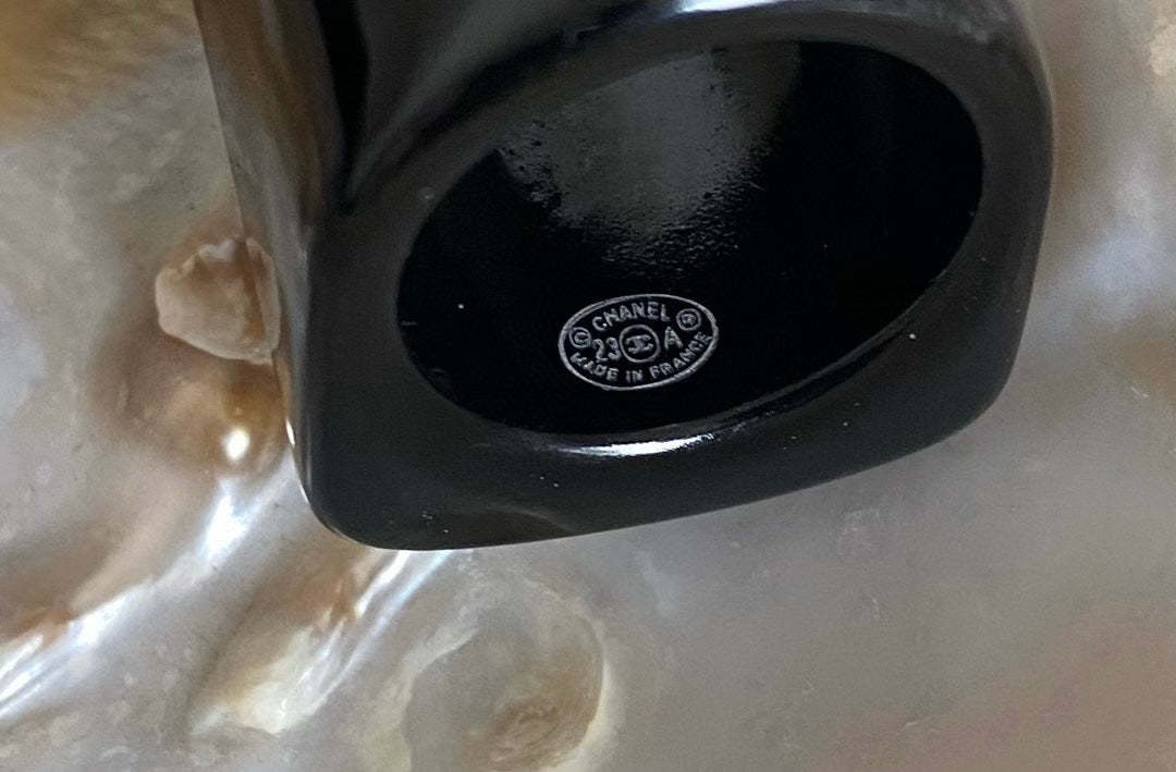 Cha*el Ring ( With Size Chart )