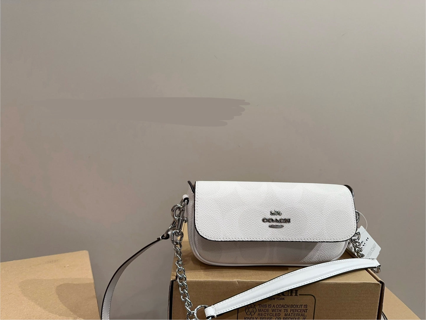 C*ach Cross Body Bag ( 4 Shades )