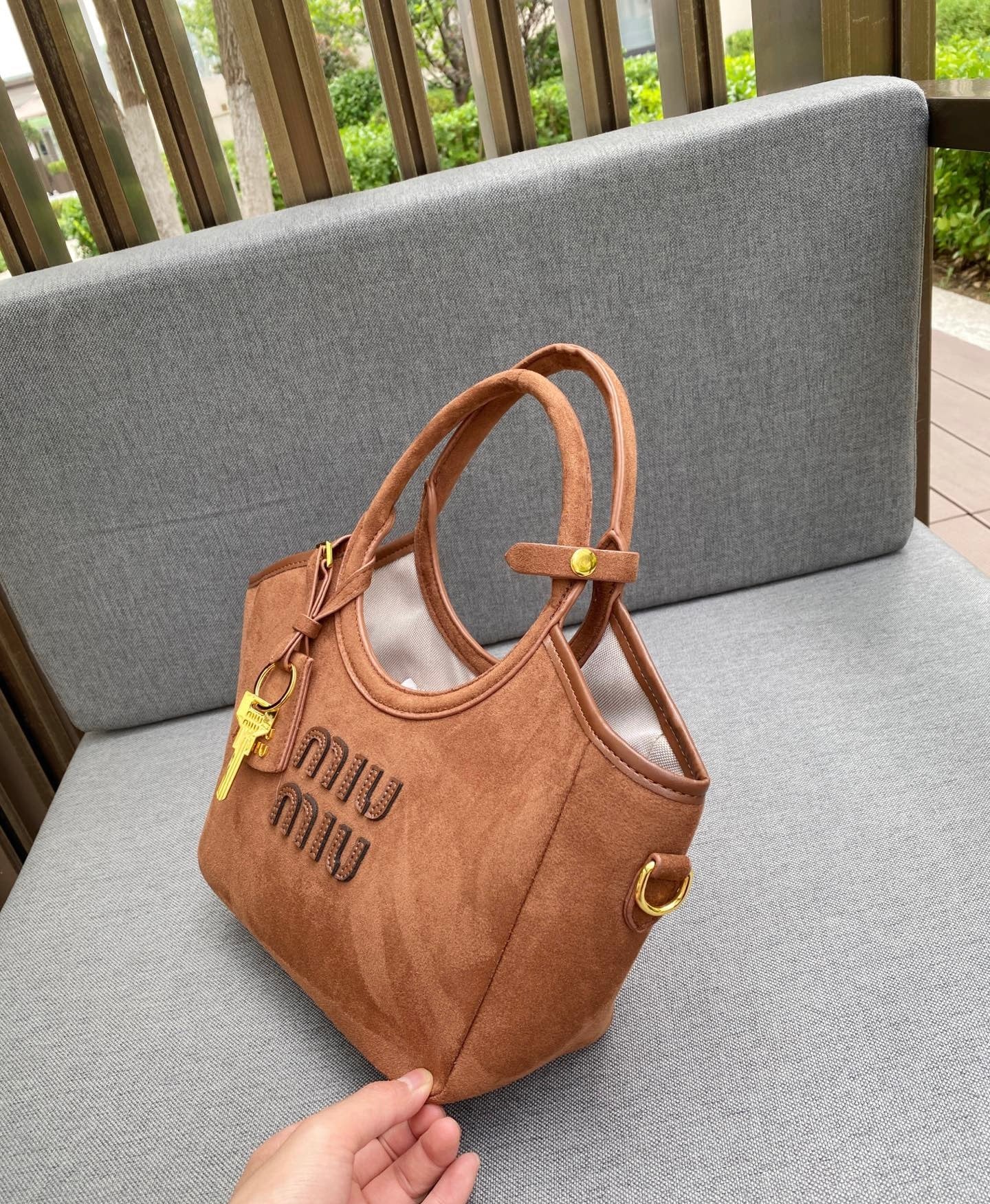 Miu Miu Tote Bag ( 3 Colours )