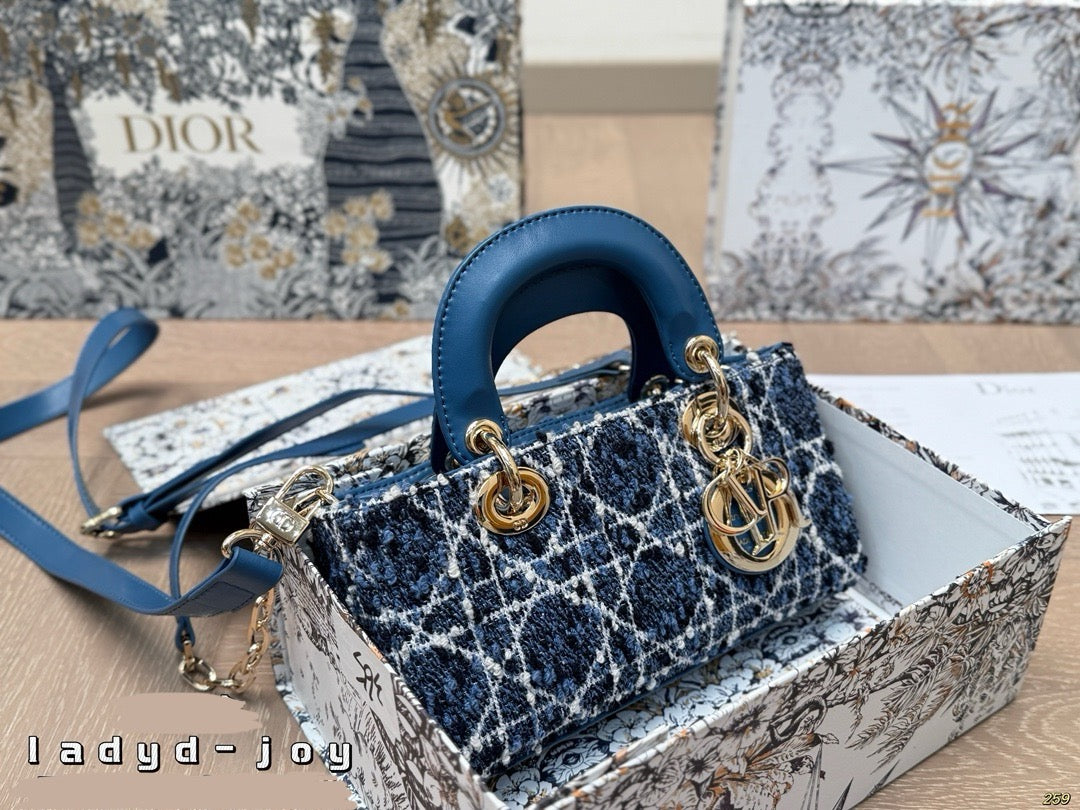 Di*r Famous Lady Joy Bag