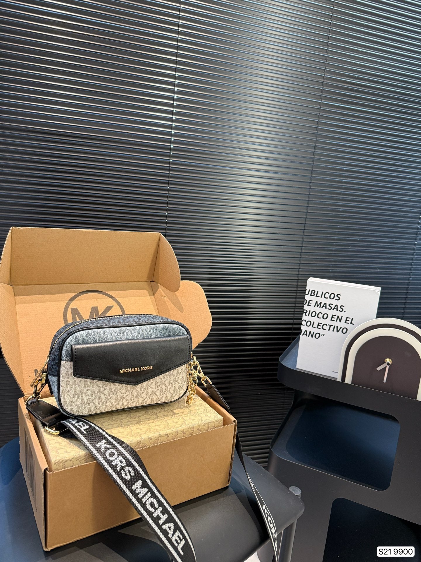 MK Cross Body Bags ( 4 Colours )