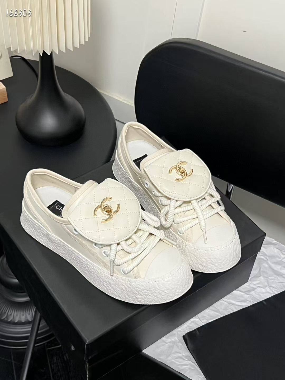 Cha*el Shoes ( 2 Colours )