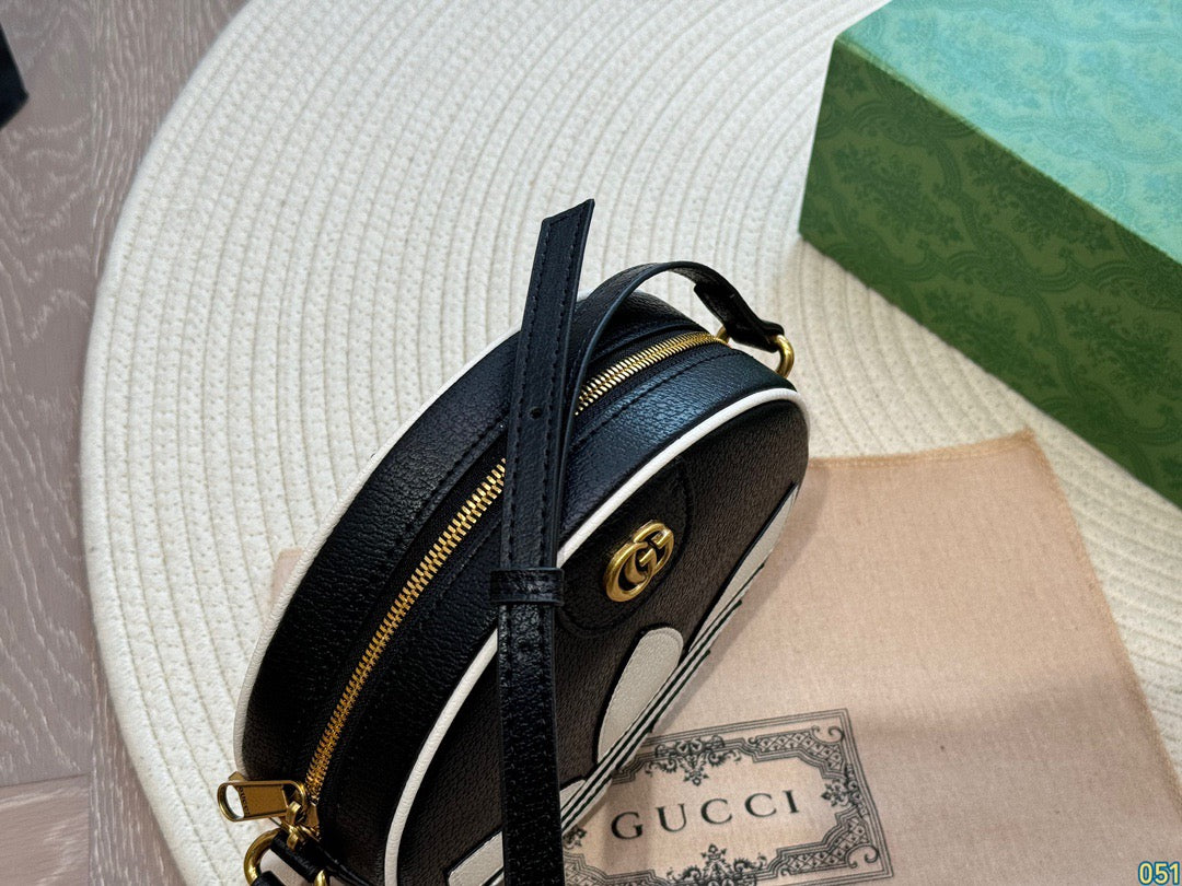 Ad*das x GG Crossbody Bag ( Unisex )