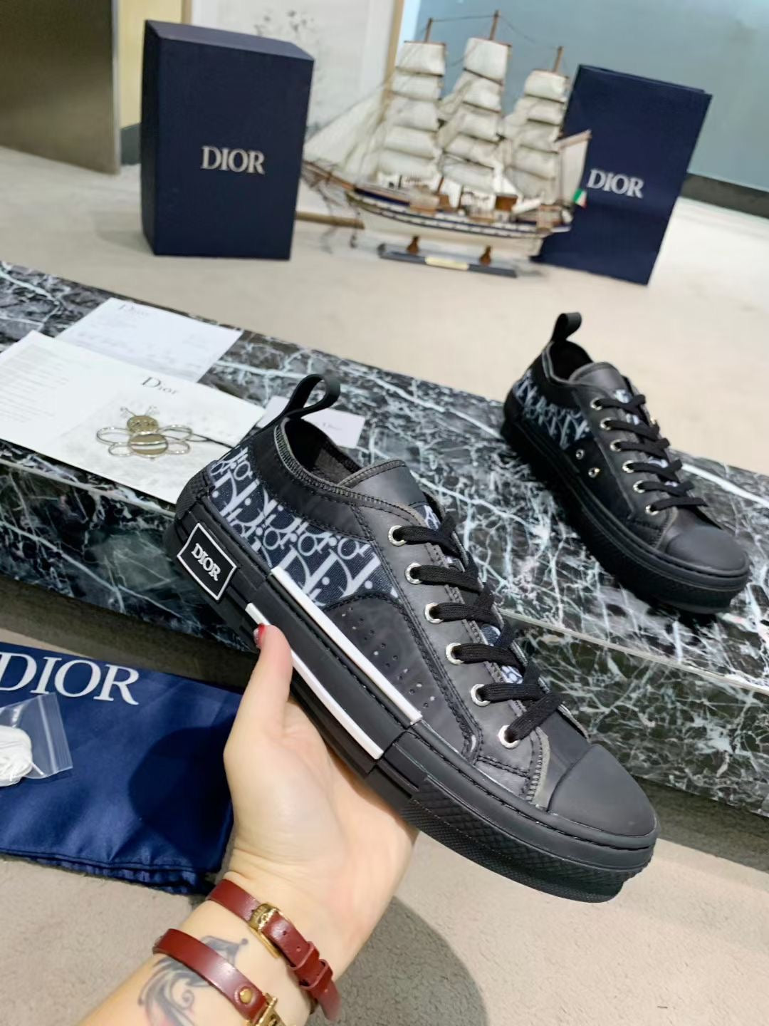 Di*r Shoes - Arrival ( 2 Colours )