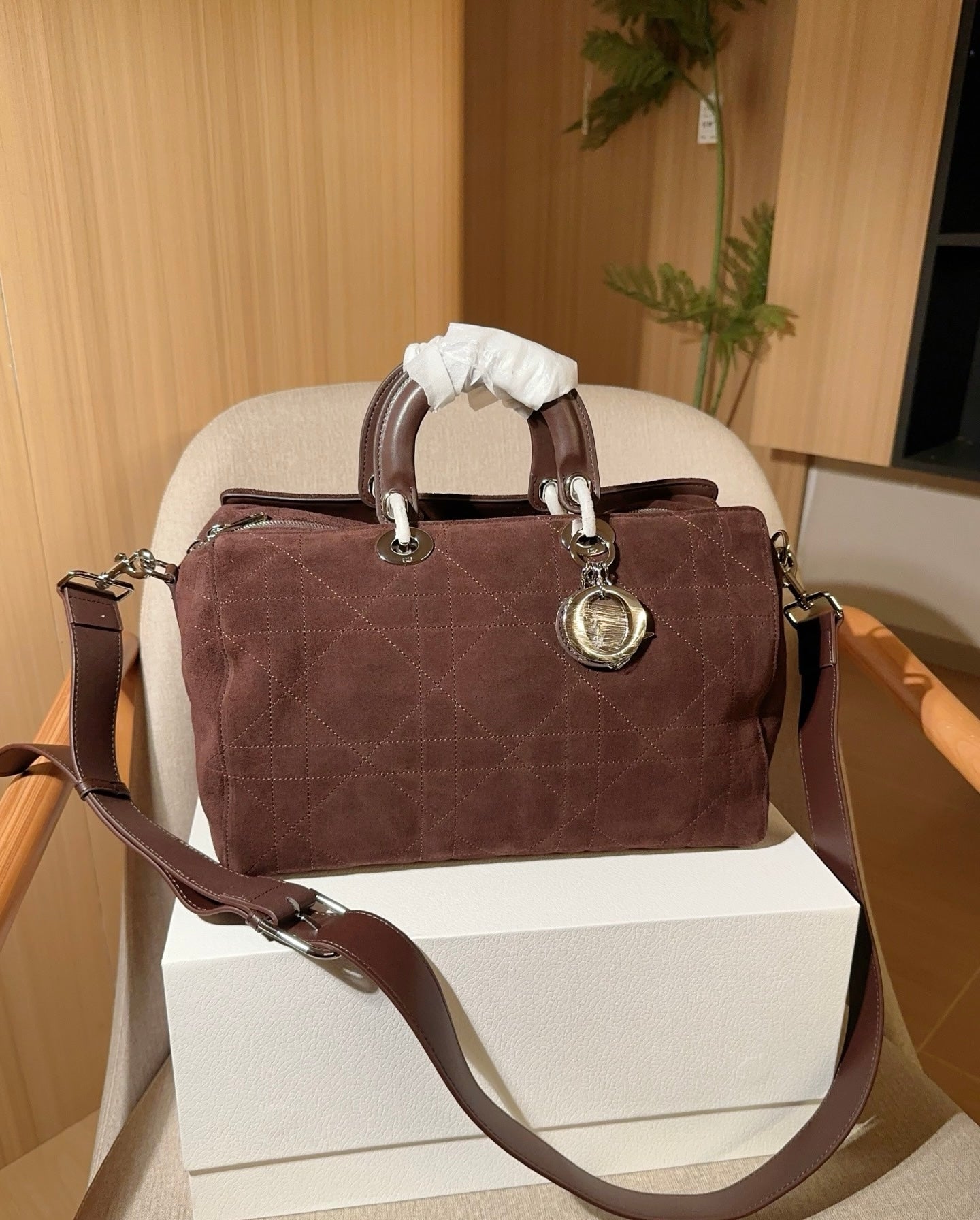 Di*r Big Handbag ( 3 Colours )