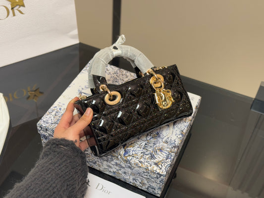 Di*r Joy Bag ( 6 colours )