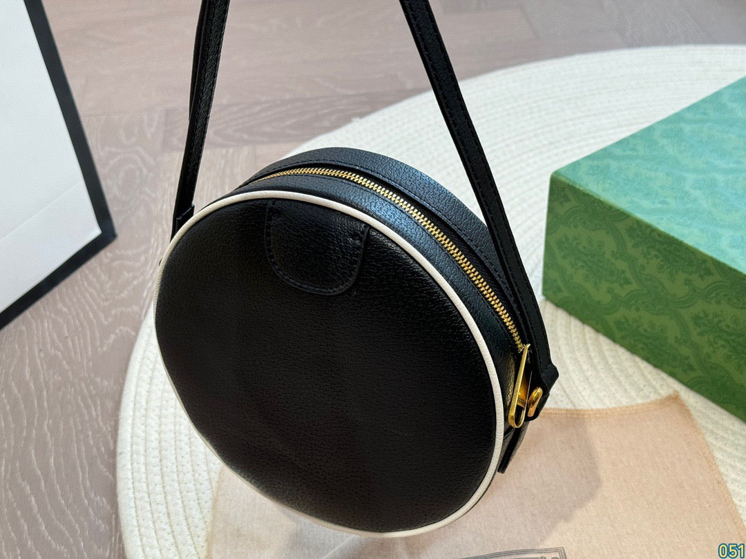 Ad*das x GG Crossbody Bag ( Unisex )