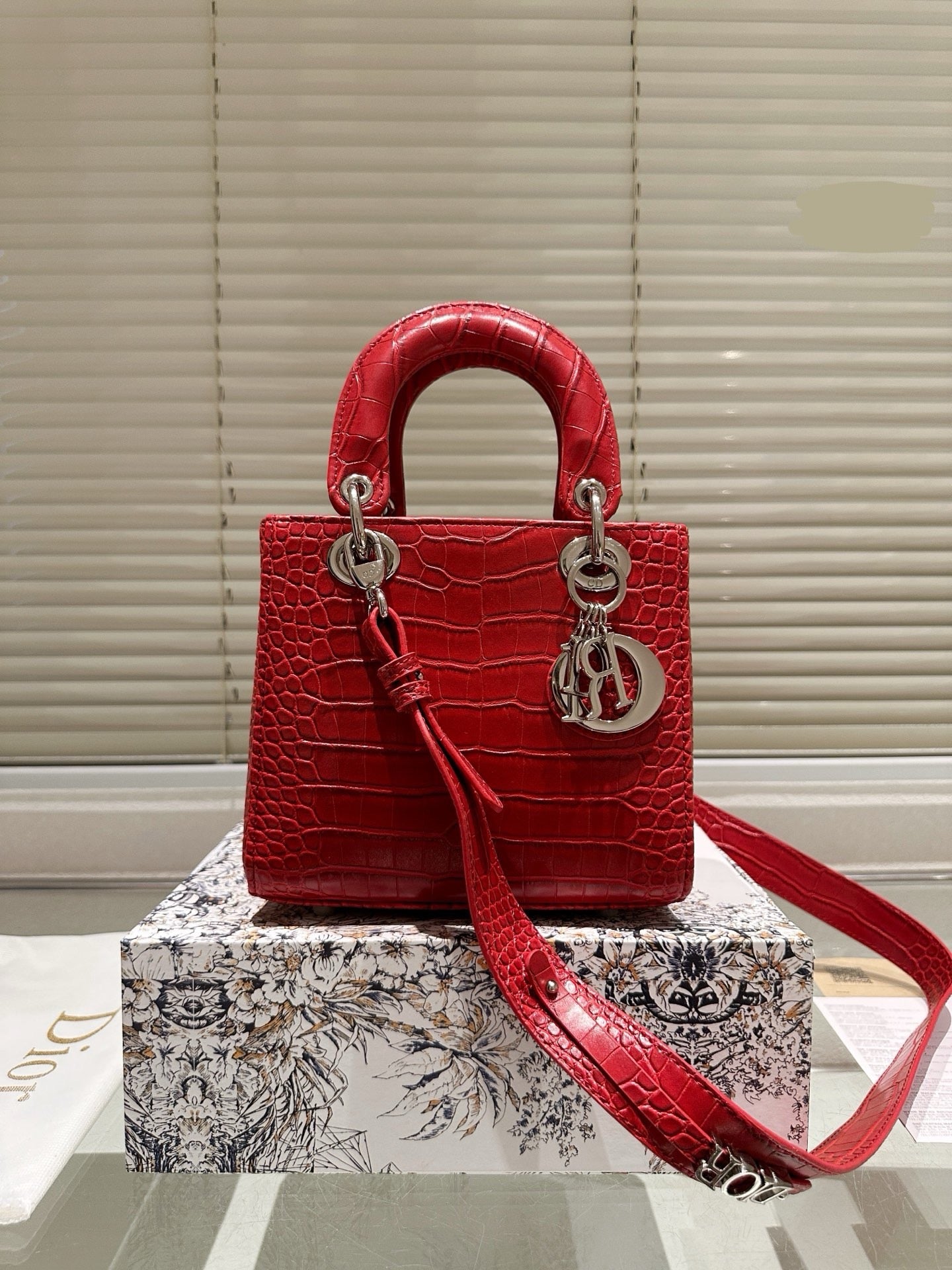 Di*r Most Demanding Bag ( 5 Colours )