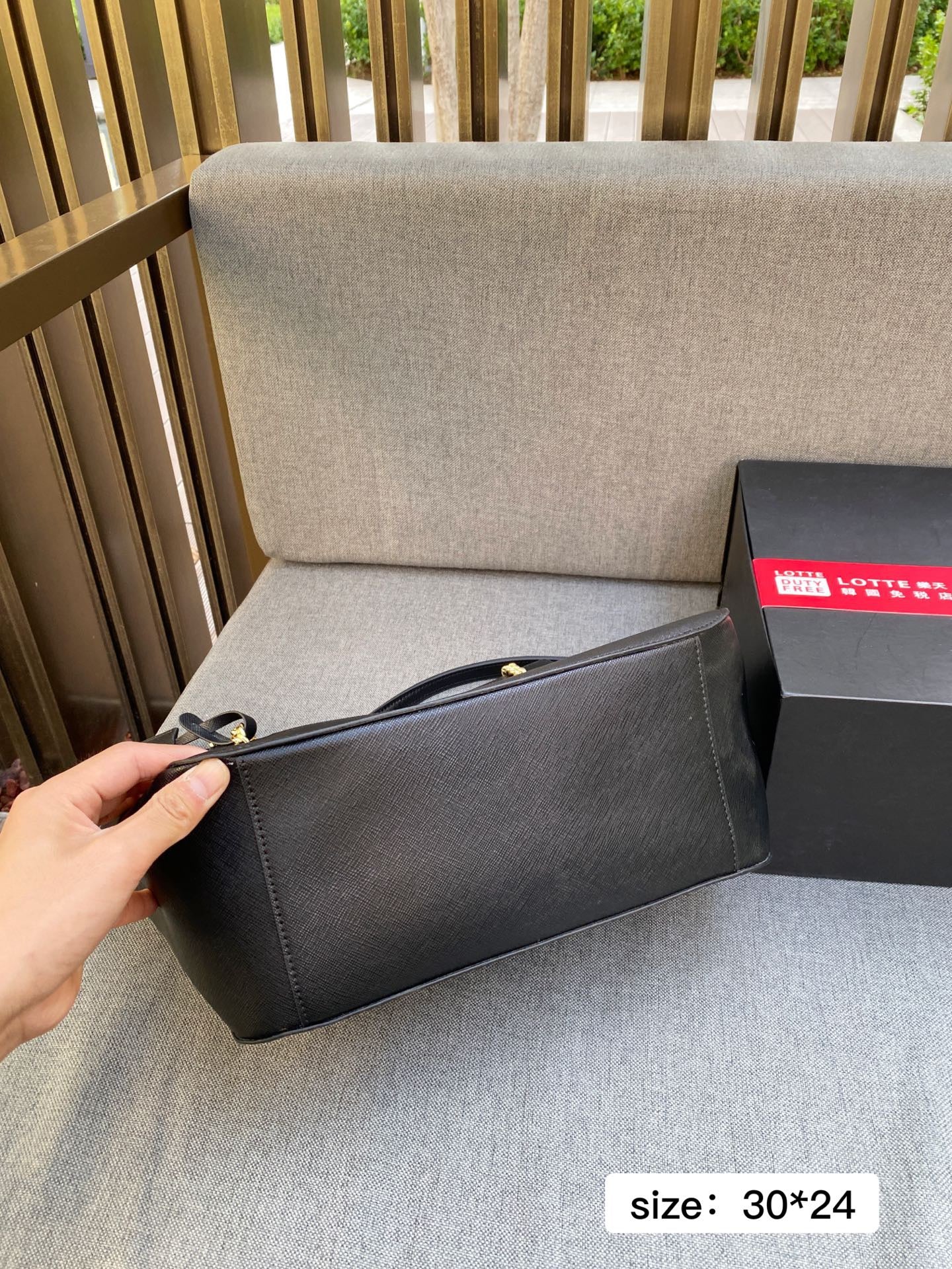 MK Tote Bag ( 4 Colours )