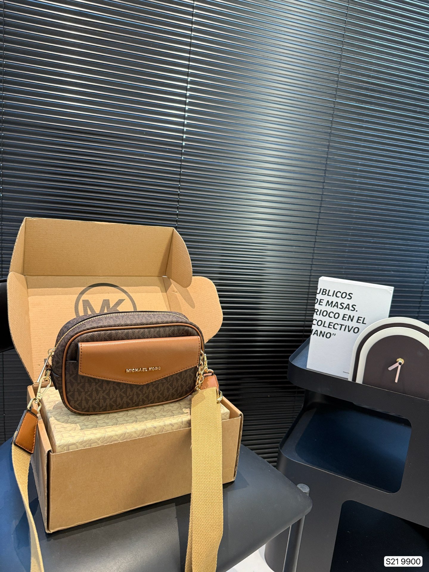 MK Cross Body Bags ( 4 Colours )