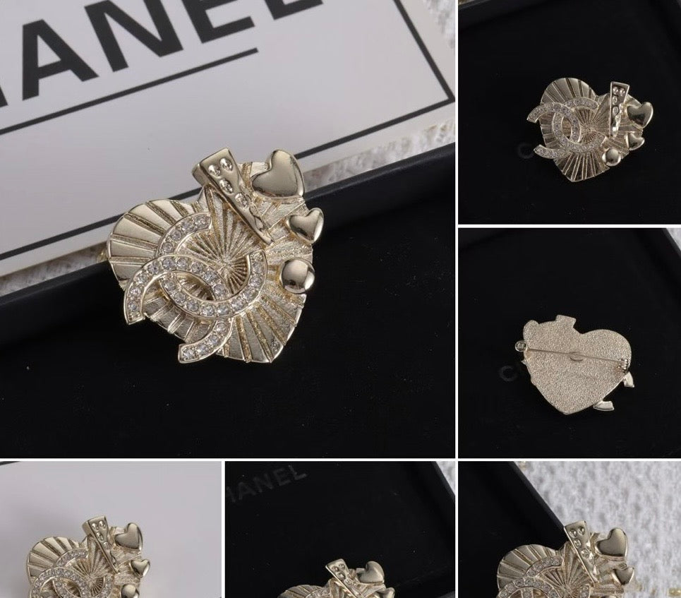 Cha*el Ear-ring ( Code : A6 )