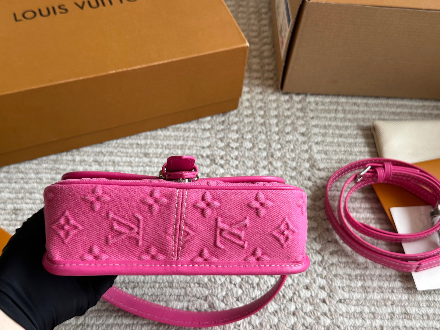 Lv Runway Style Baguette