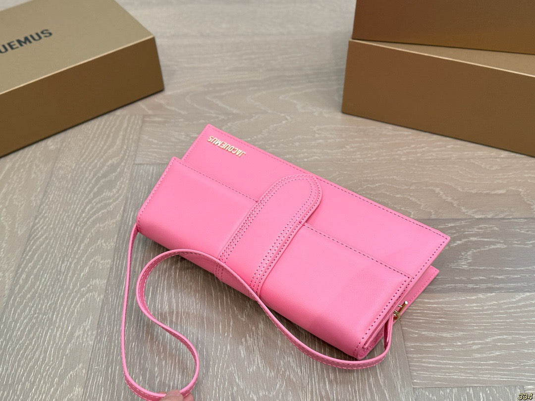 Jacq*emus Underarm Bag ( Multi Colours )